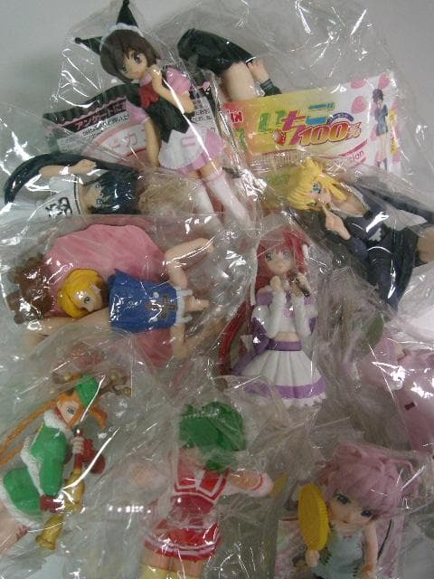 美少女系フィギュア　８０体お宝セット・入手困難非売品グッズ含む