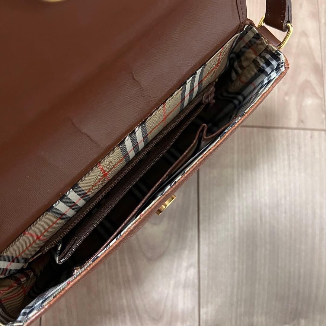 90'sオールドBurberry(バーバリー)レザーショルダーバッグノバチェック