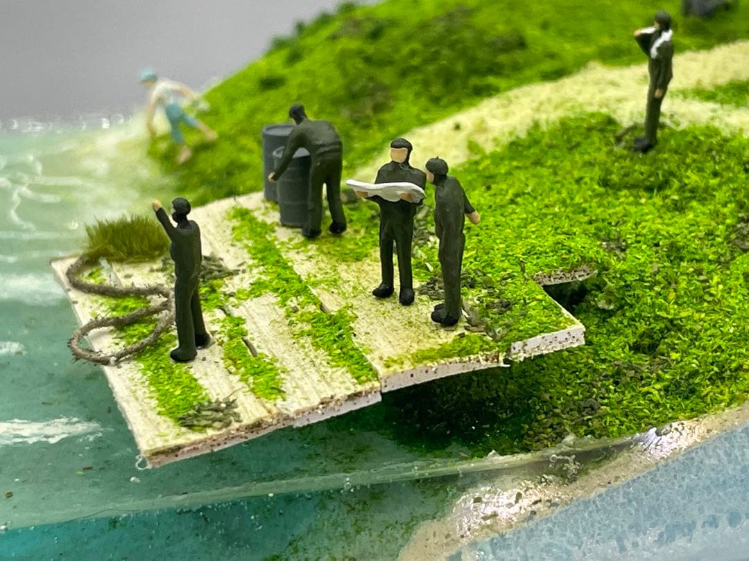 基地から飛び立つ二式戦闘機 レジン ジオラマ - メルカリ