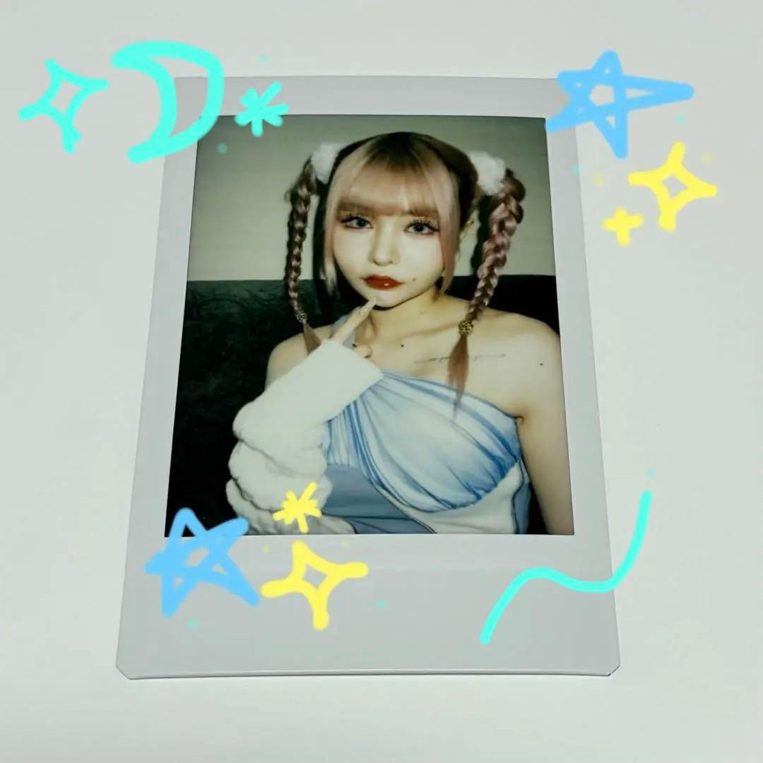 戦慄かなの チェキ ピンク 三つ編み - メルカリ