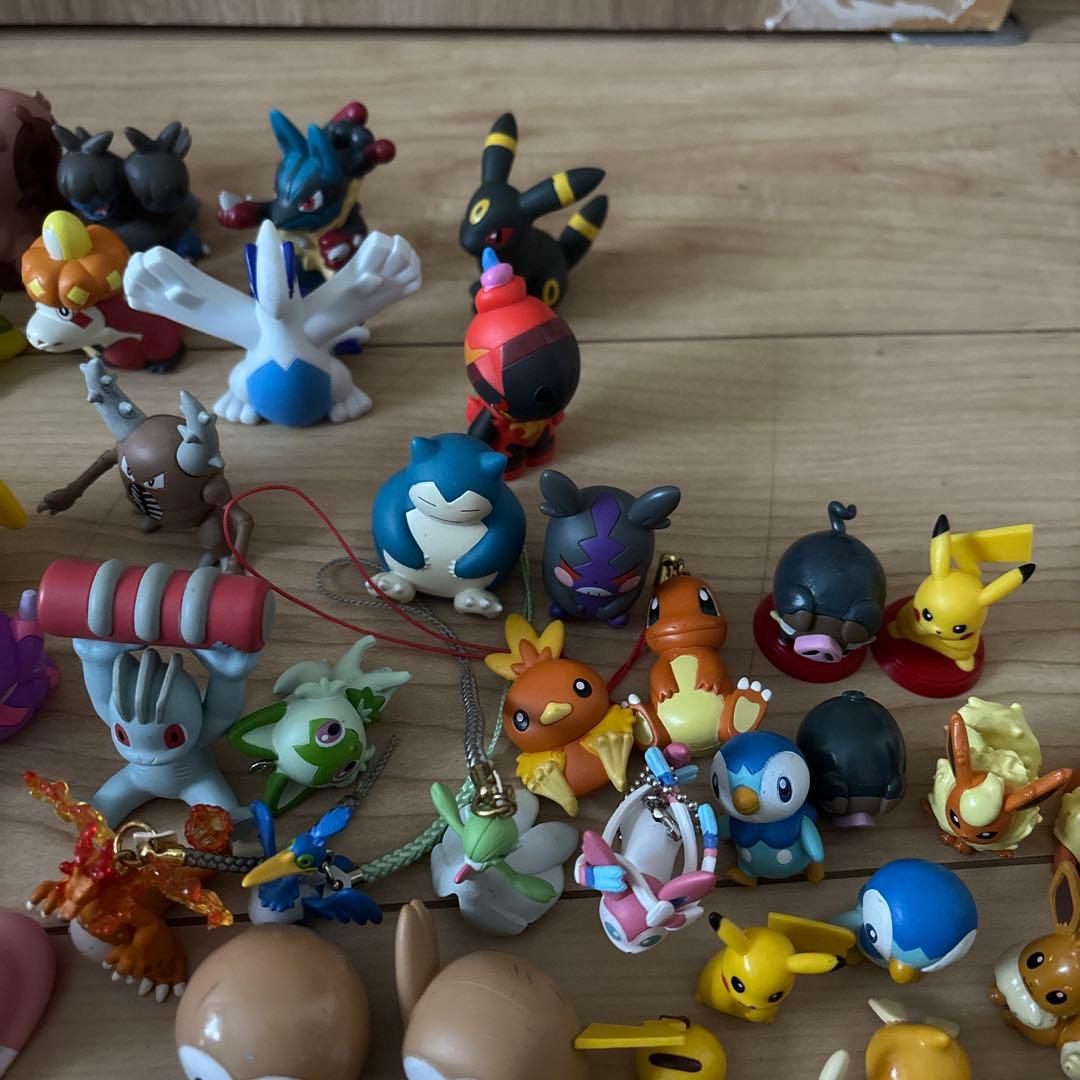 ポケモン モンコレ フィギュア ガチャガチャ 指人形