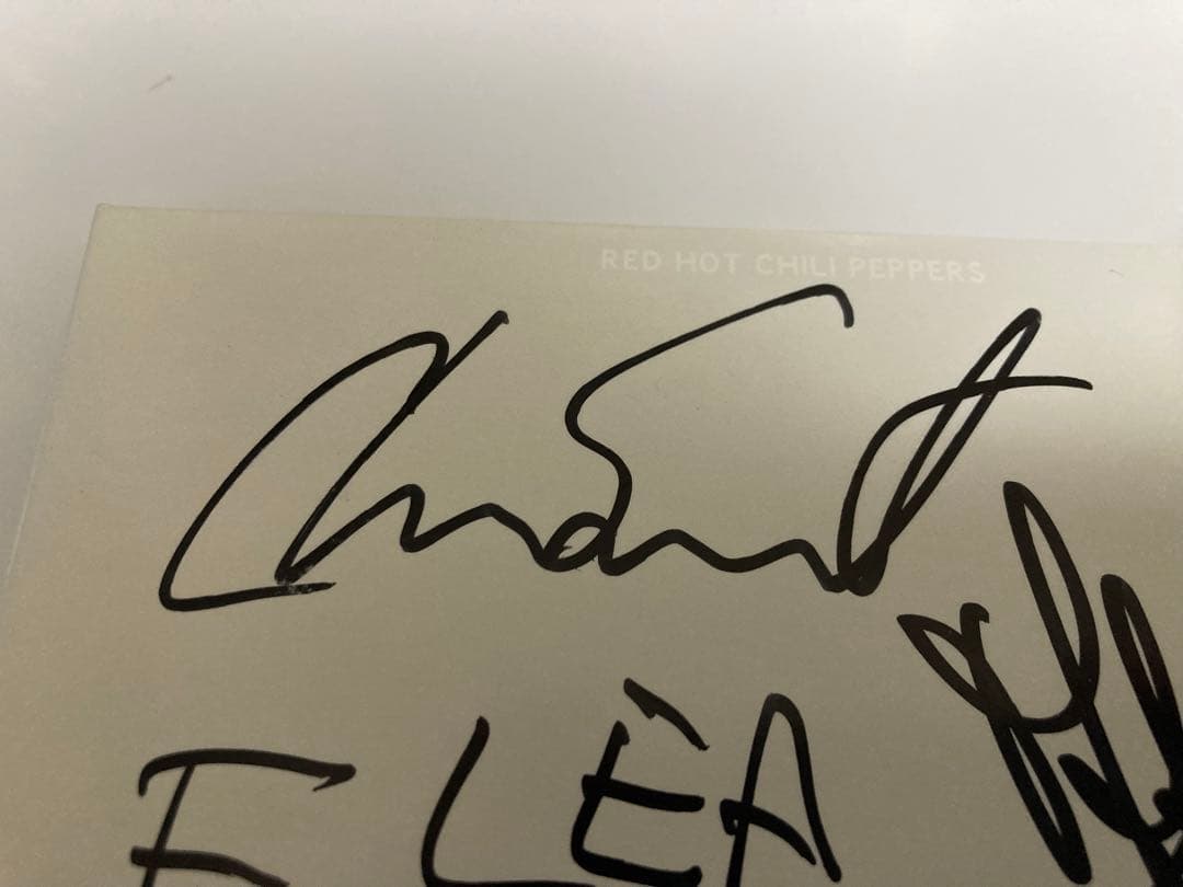 レア レッチリ 直筆 サイン CD red hot chili peppers - メルカリ