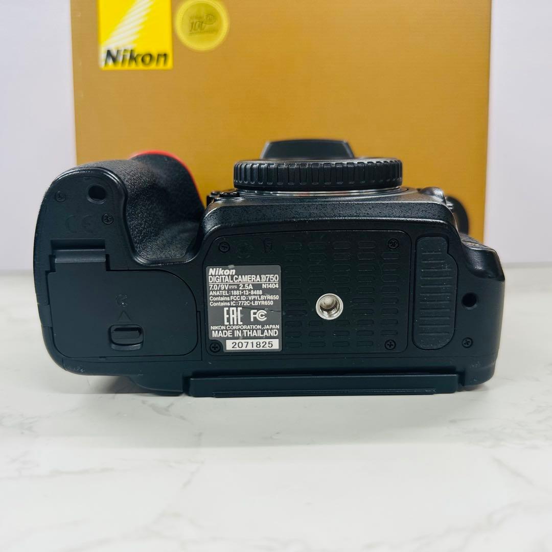NIKON D750 ショット数約61,000回 ボディ WW2585 - メルカリ