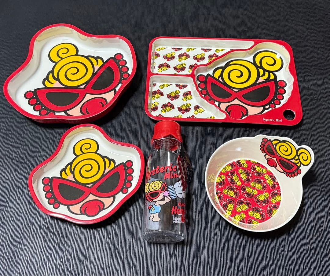 Hysteric Miniヒスミニメラミン食器　レッド5点セット正規品 HYSTERIC MINI - ヒスミニ☆正規品☆新品☆メラミン☆食器☆3点セット