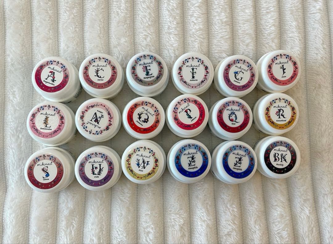 新品未使用 mikigel 第1弾18色 ジェルネイルセット Wiz noel PURU MAG プルマグ ミクロマグ シルク 繊細 極小 ミクロ