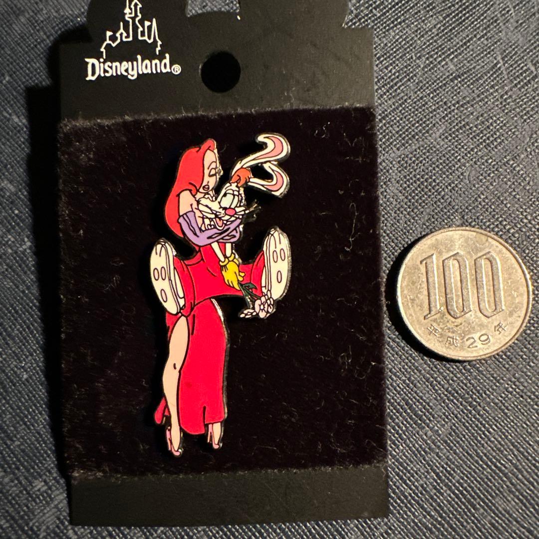 ぱ*ん様 DL2000 ロジャー・ラビット ジェシカ・ラビット ピンバッジ