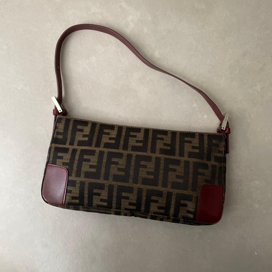 フェンディ FENDI キャンバス レザー ズッカ アクセサリーポーチ ボルドー FENDI フェンディ ズッカ ポーチ