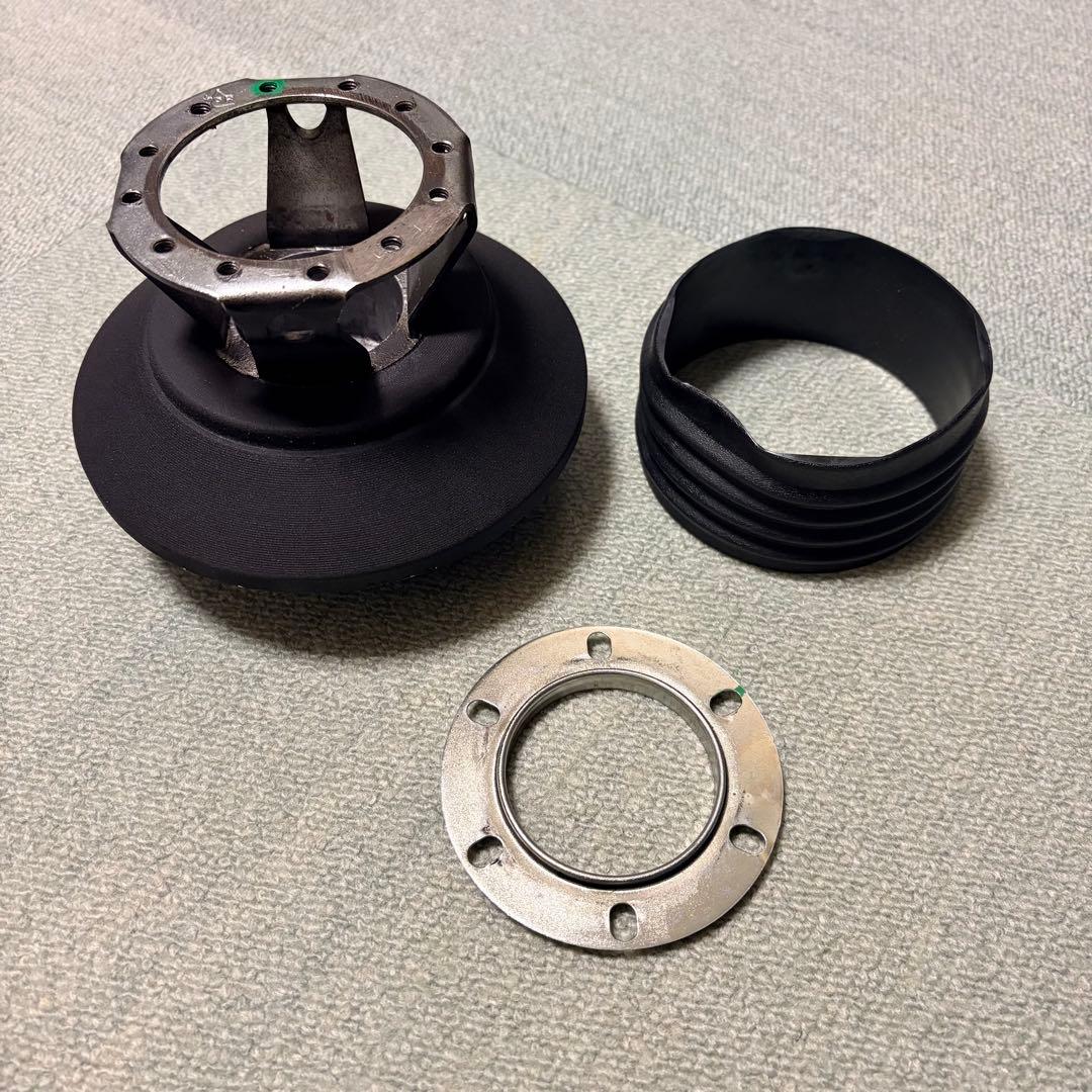 オレカ製 アバルト 595 ステアリングボス オレカ製 アバルト 595 ステアリングボス - メルカリ