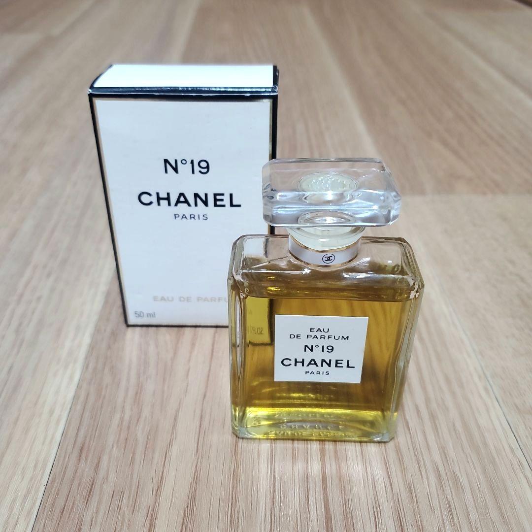 CHANEL シャネル 香水 n°19 オードパルファム 50ml - メルカリ