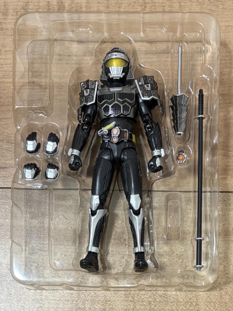 S.H.Figuarts 仮面ライダー黒影　ナックル　グリドン　ブラーボ