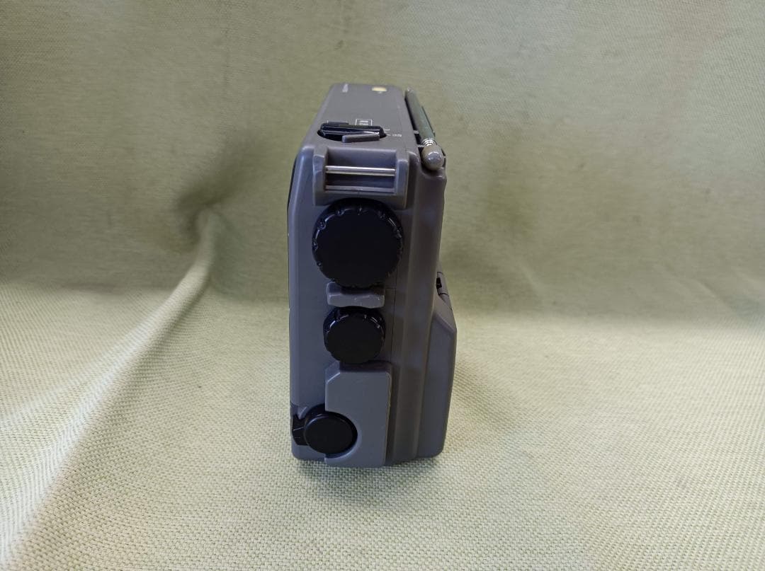 都《LQPBM》SONY　防災ラジオ　ICF-B100