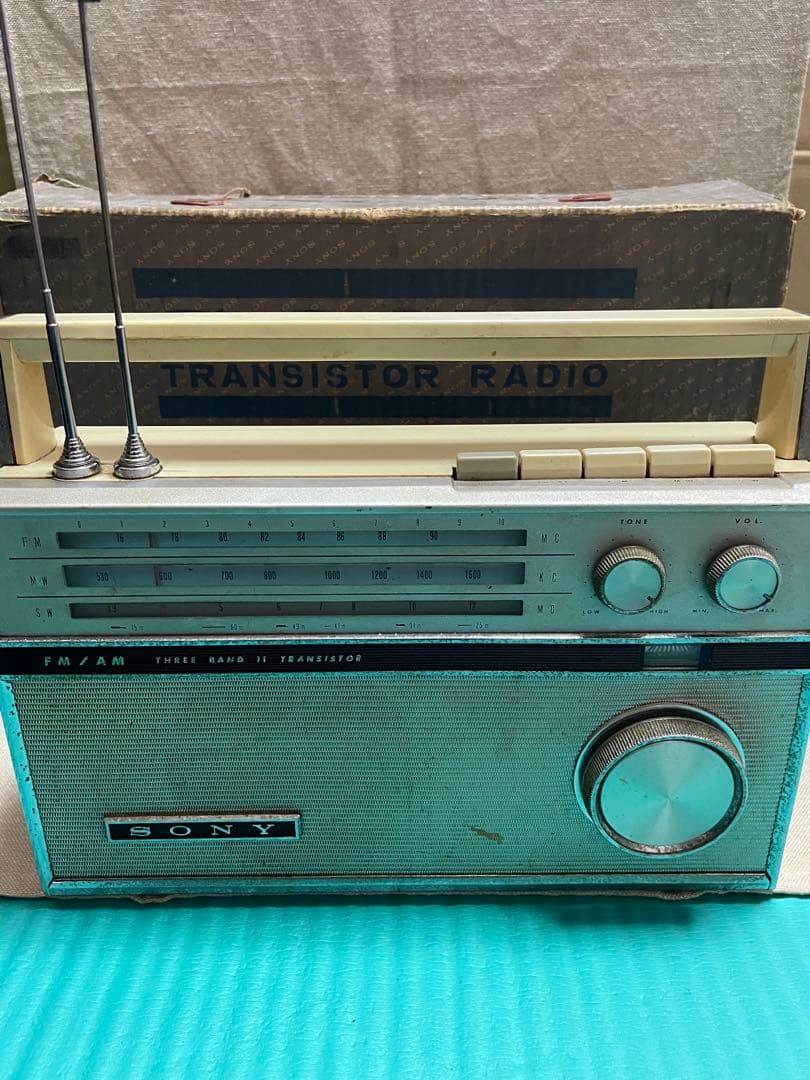 SONY 昭和39年販売 トランジスタラジオ TFM116J - メルカリ