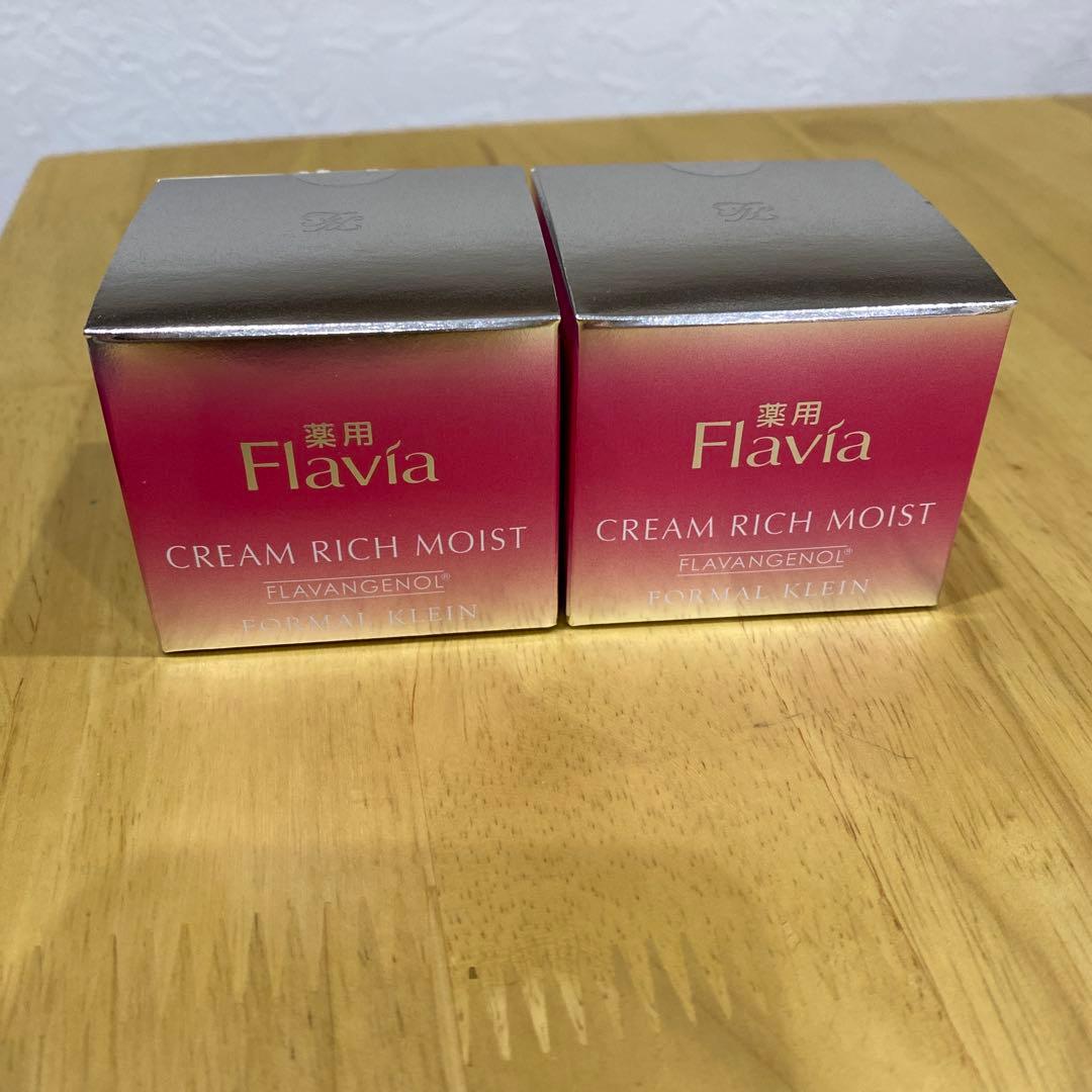 Flavia クリーム リッチモイスト 30g 2個セット 薬用フラビア クリーム リッチモイスト 30g 2002 (定期便2ヶ月コース