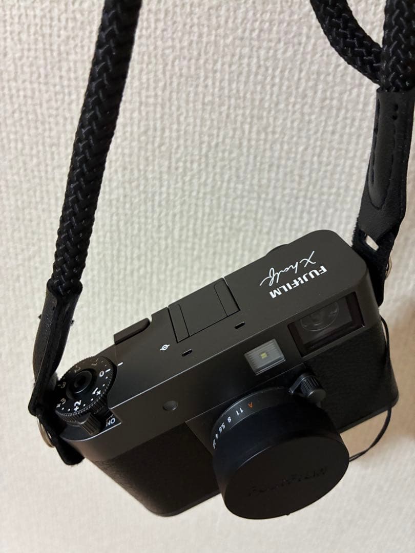 FUJIFILM X half チャコールシルバー シャッター数1200回 - メルカリ