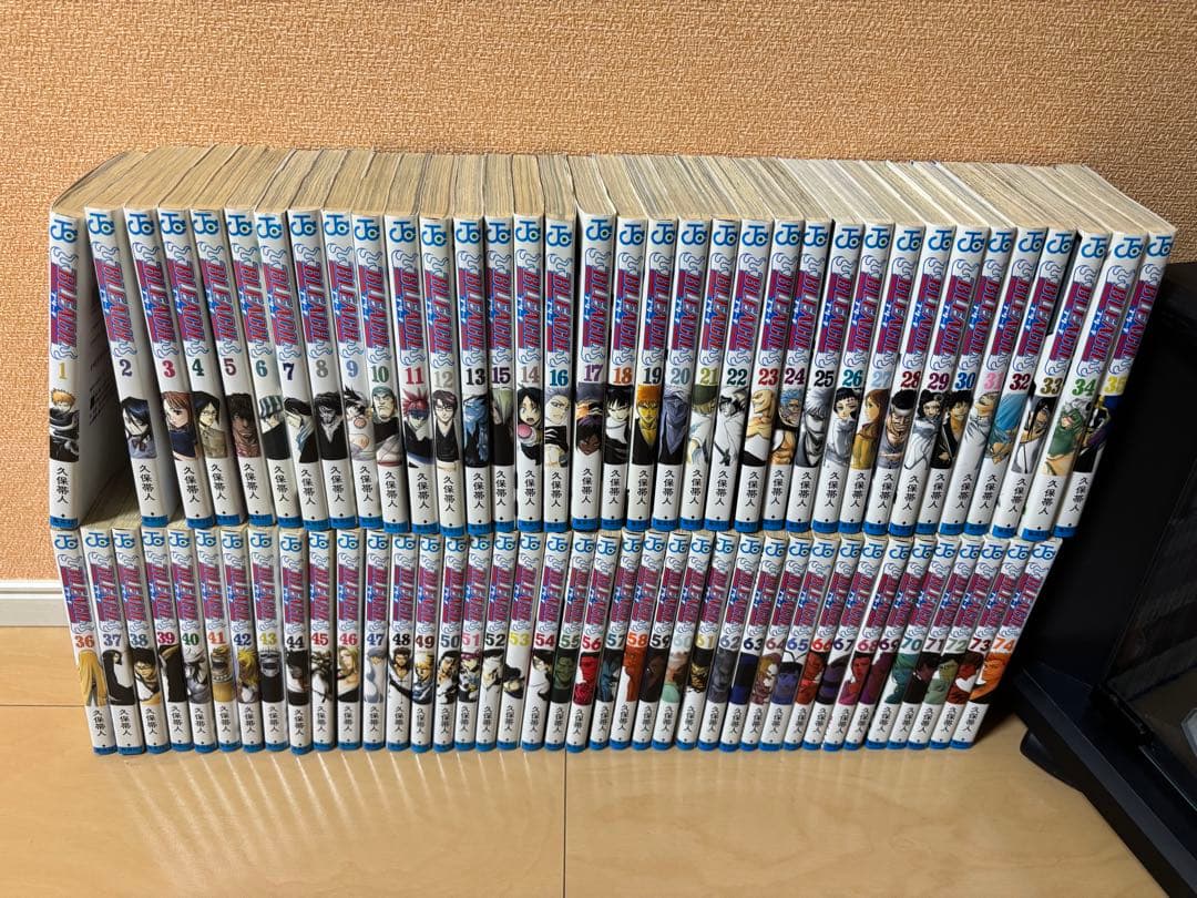 BLEACH 全巻セット(1〜74巻) - メルカリ