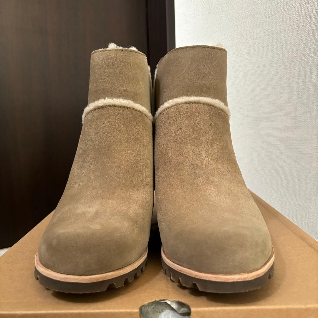 超希少UGG W MARTE BOOT本革防水ヒールファーブーツ ウェッジ 完売