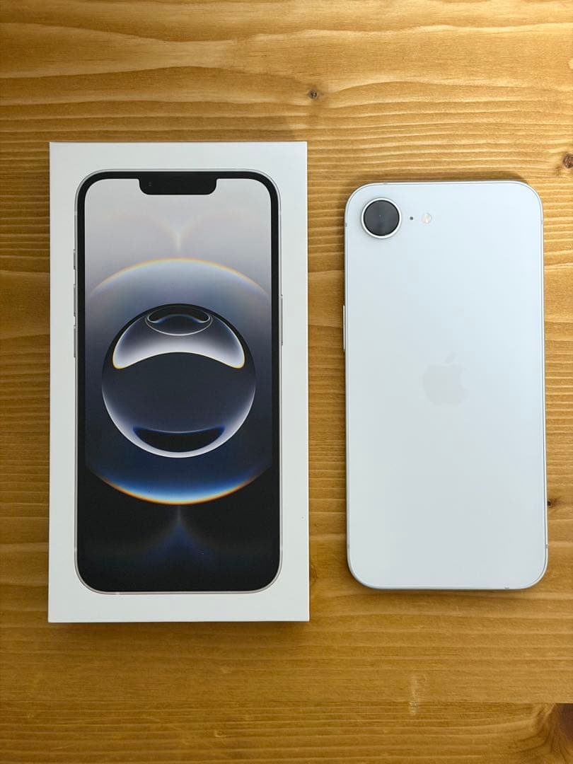 iPhone16e 256GB ホワイトSIMフリー Apple iPhone 16e 256GB SIMフリー [ホワイト] 価格比較 - 価格.com