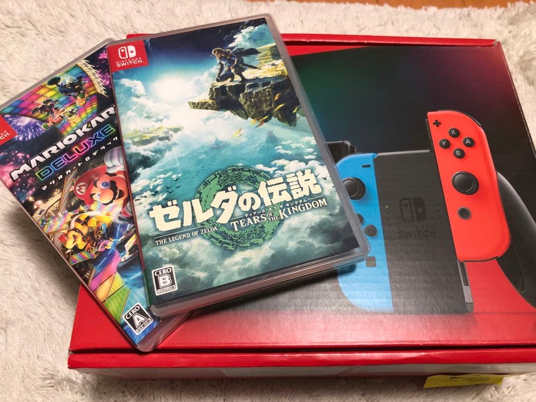 ニンテンドーSwitch ゼルダ　マリオカート　本体　カセット Amazon.co.jp: マリオカート8 デラックス -Switch : おもちゃ