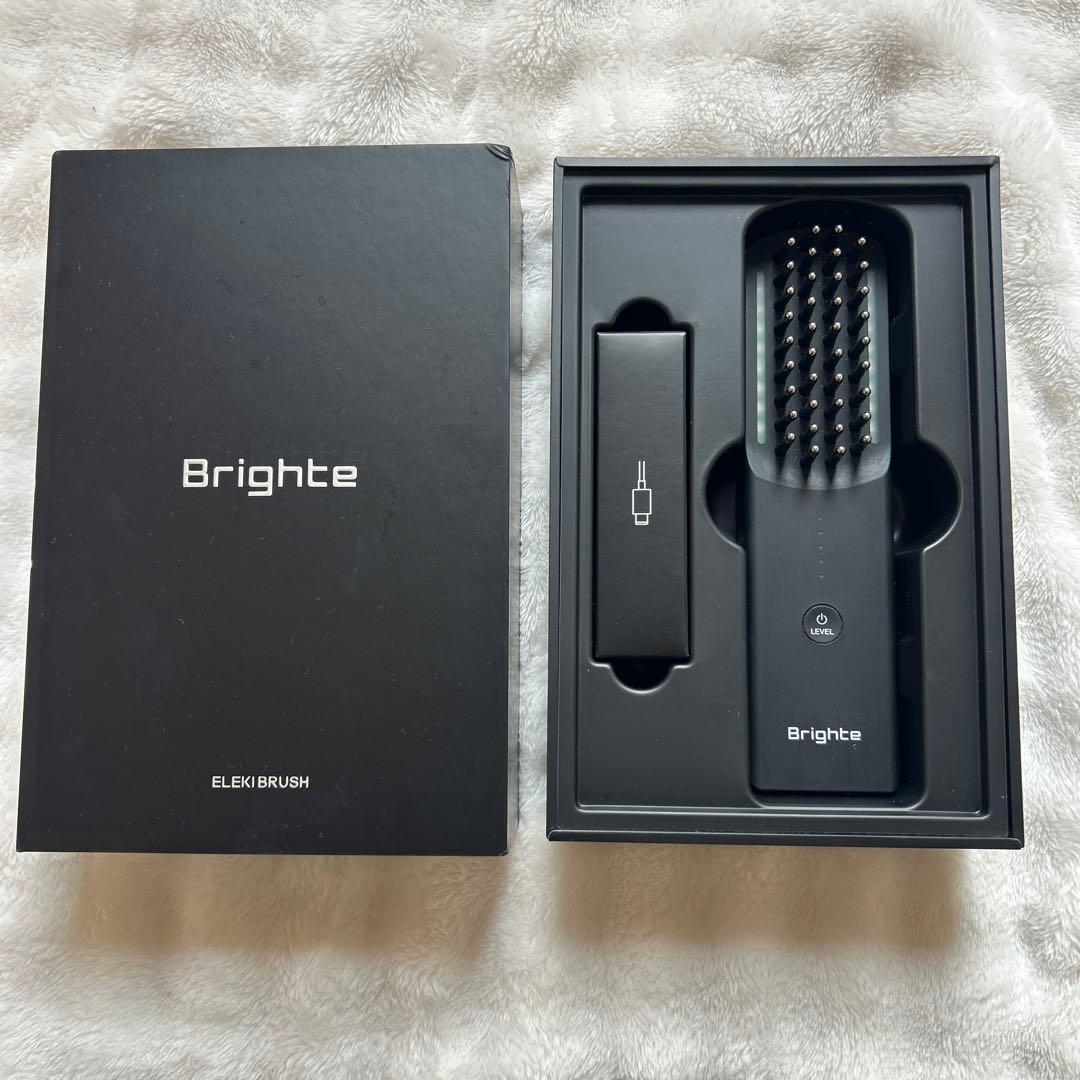 【美品】 Brighte ブライト　エレキブラシ 美顔器 Brighte（ブライト） 【保証付】【国内正規品】Brighte ブラシ型美顔器