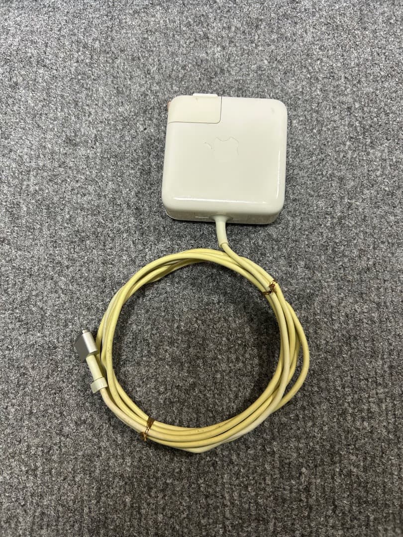 Macbook Air Corei5 1.6Ghz 11インチ 最終2016年製