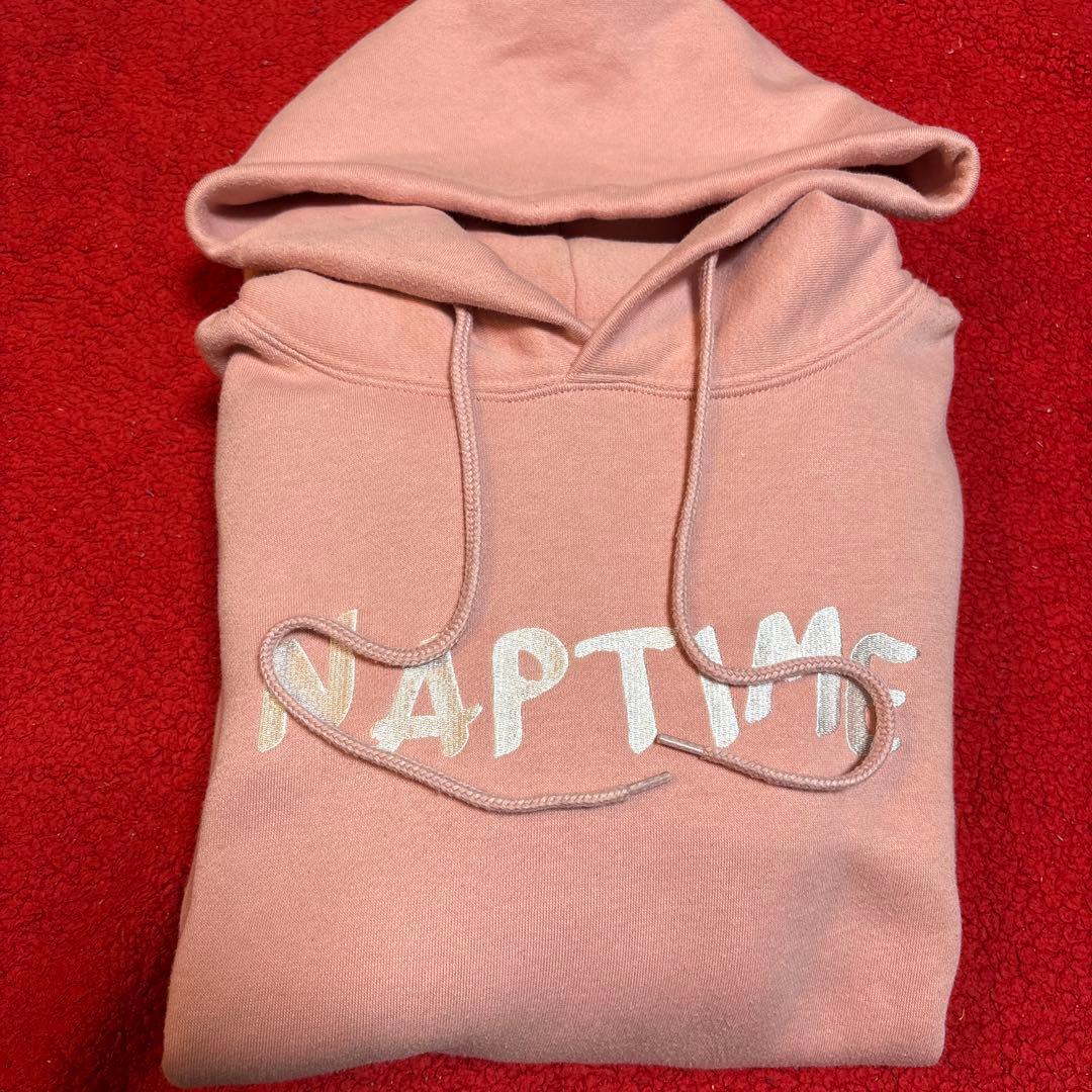 ナップタイム naptime. Nissy パーカー イエロー ピンク - メルカリ
