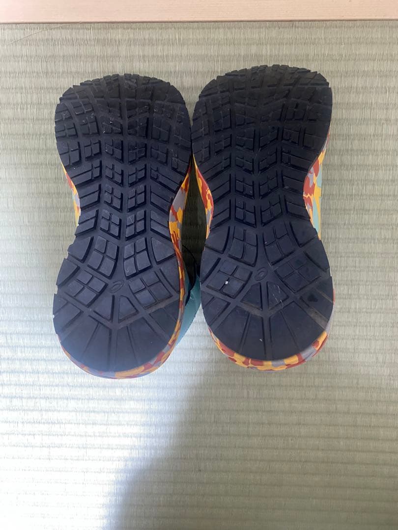 最終下げ　ASICS ハイカット安全靴 23.5cm