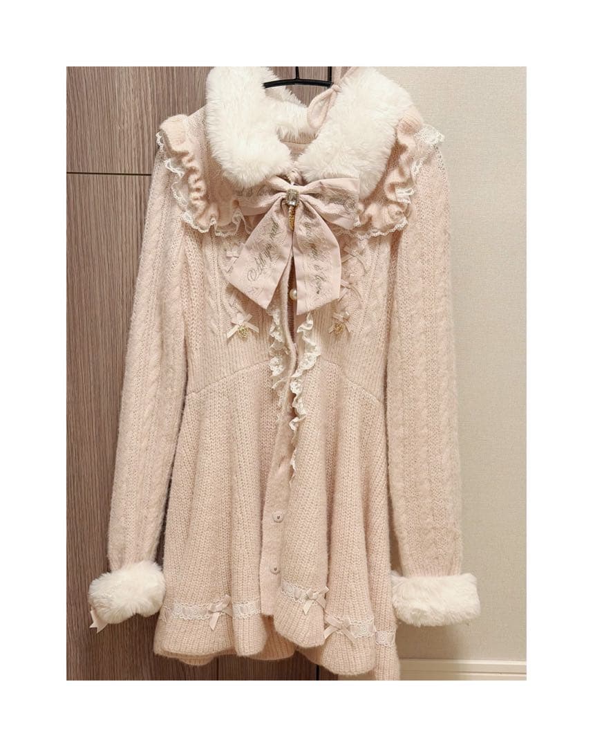 lizlisa ファーカラーぺプラムカーディガン - メルカリ