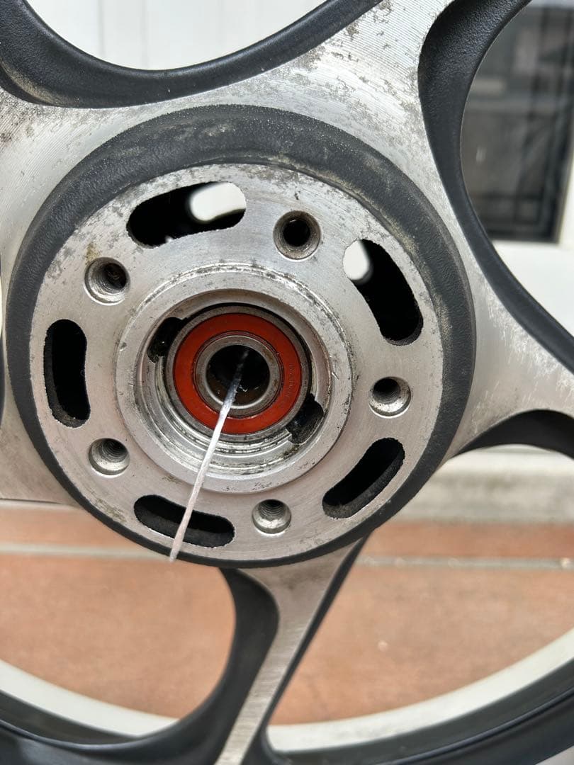 7*w様 カワサキ ゼファー1100 純正ホイール 前後 中古 - メルカリ