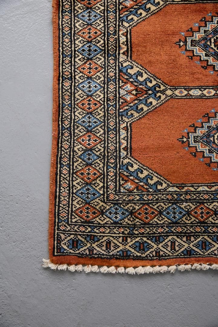 ヴィンテージラグ トライバルラグ パキスタン産（121×77cm）橙 茶