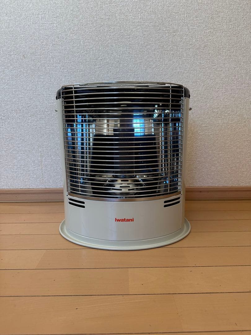 iwatani カセットガスストーブ CB-STV-DKD3-C カセットガスストーブ“デカ暖III(デカ暖3)” | 岩谷産業