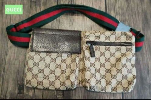 GUCCI ウエストポーチボディバッグ GGキャンバス シェリーライン