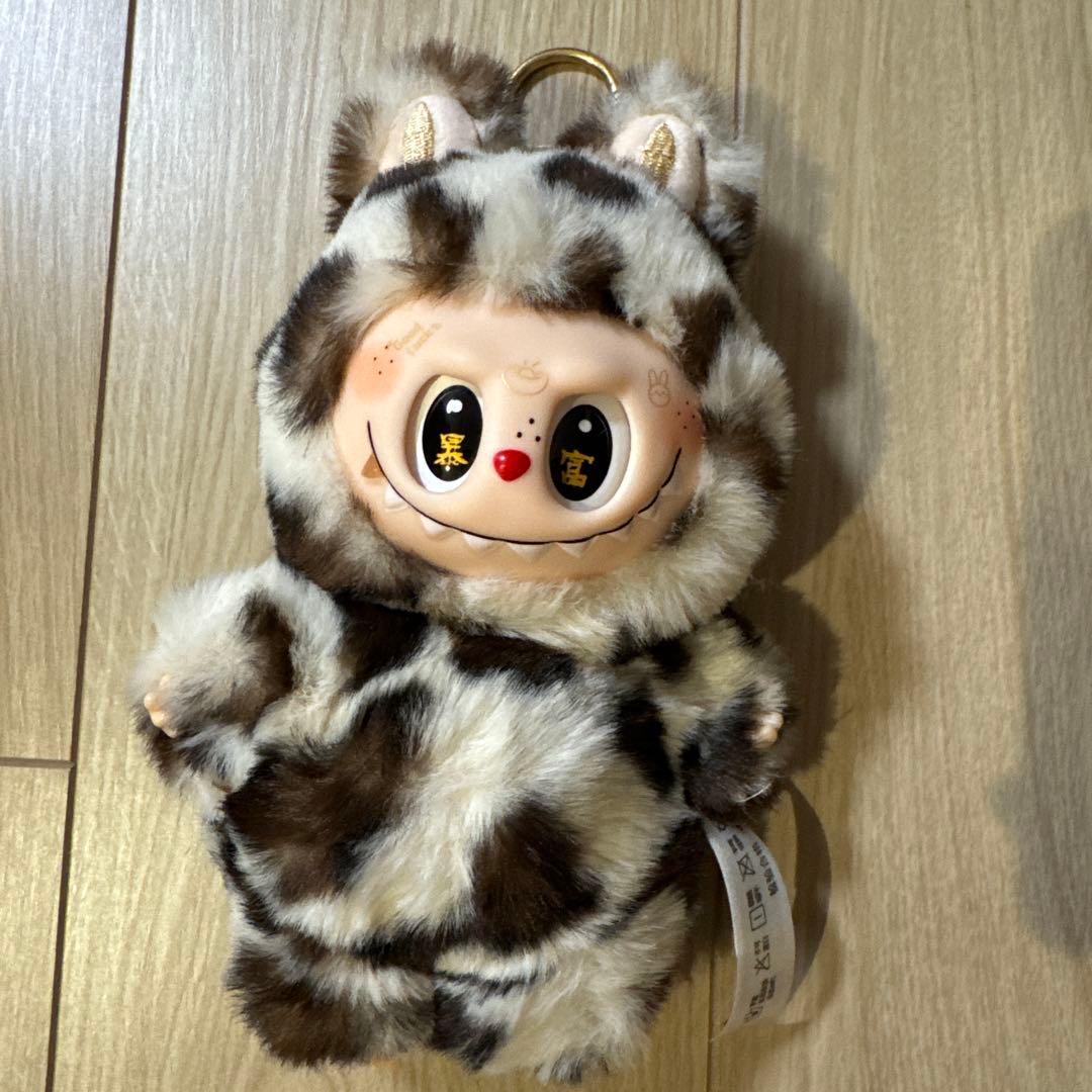 最終価格LABUBU ラブブ 海外限定 らぶぶ 新品 豹 目が特別♡ - メルカリ