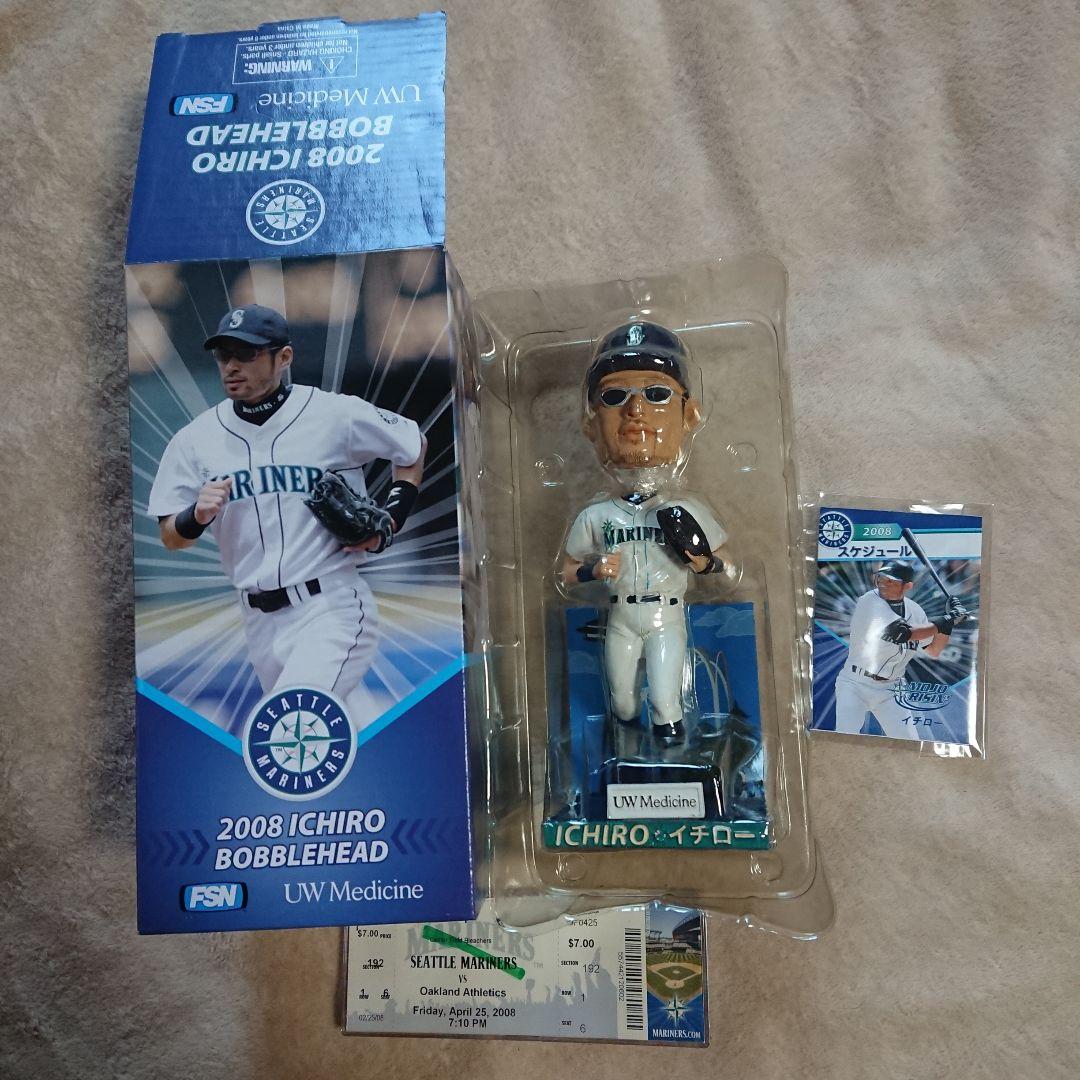 イチロー 2007-09年 球場限定配布 ボブルヘッドドール 当日チケット付