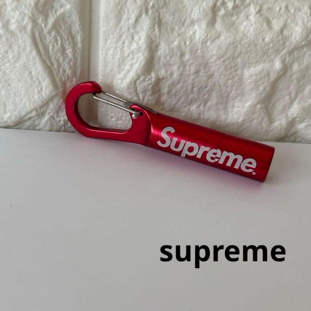 supreme シュプリーム カラビナ ピルケース キーホルダー レッド 赤