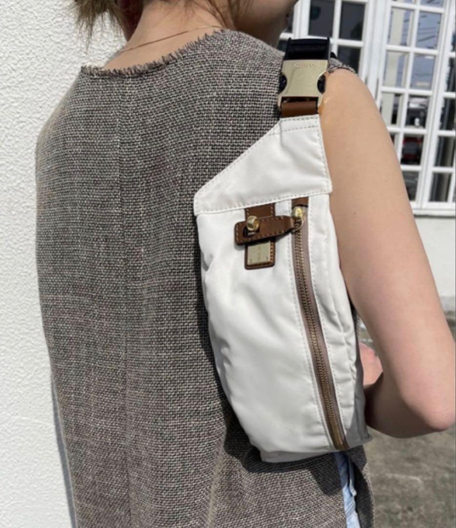 ORSETTO オルセット ナイロンボディバッグ ホワイト - メルカリ