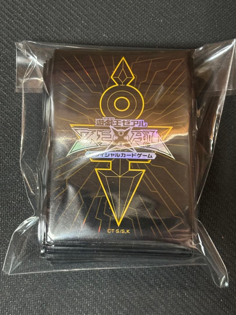 遊戯王 スリーブ まとめ売り - メルカリ