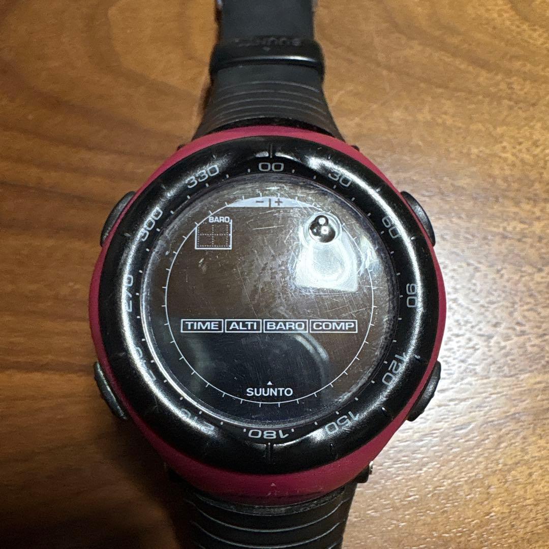 SUUNTO デジタル腕時計 防水機能付き - メルカリ