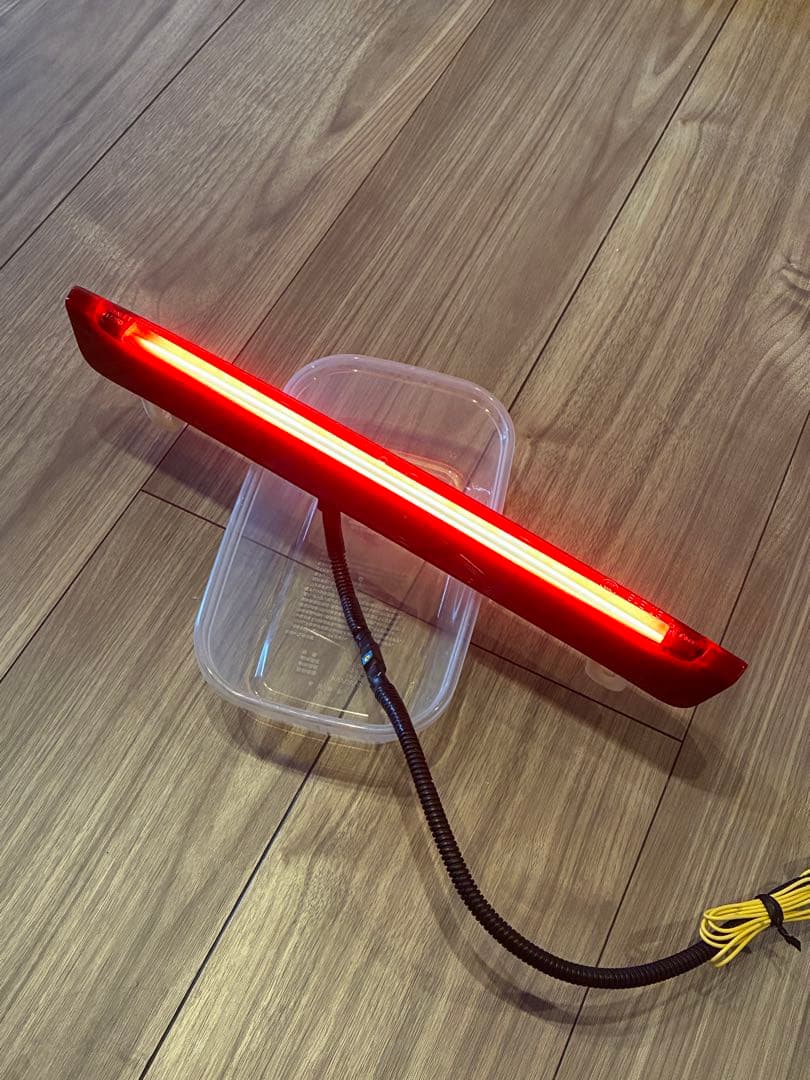 ステップワゴン RP 3,4,5 面発光ハイマウントストップランプ レッド