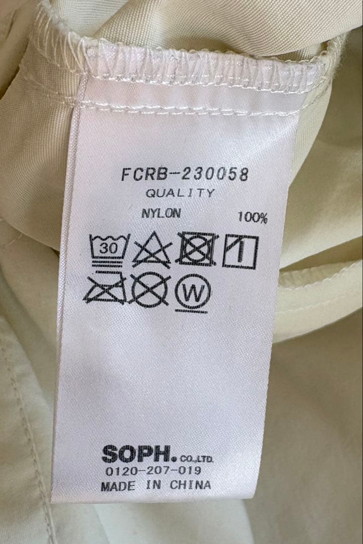 ジャケット・アウター F.C.Real Bristol NYLON HOODED BLOUSON