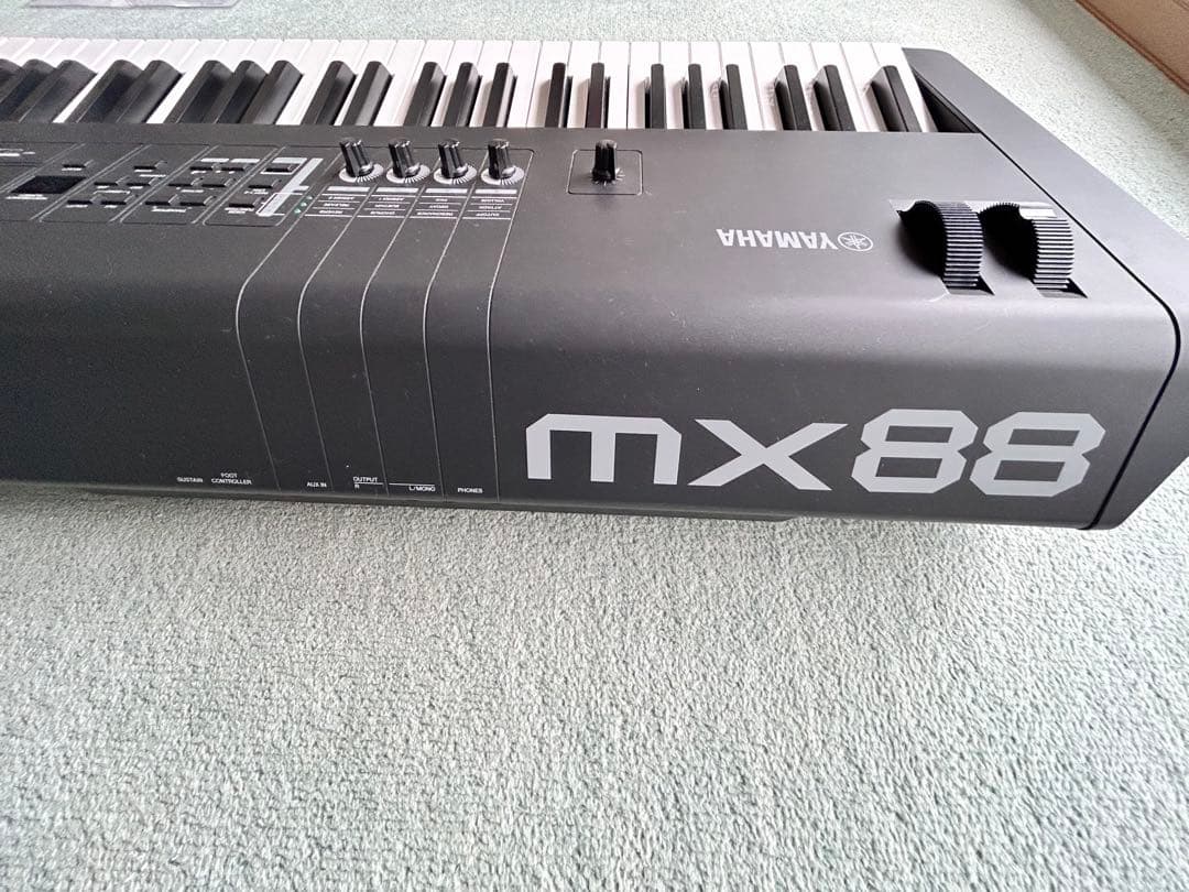都内にて手渡し限定＊ YAMAHA MX88