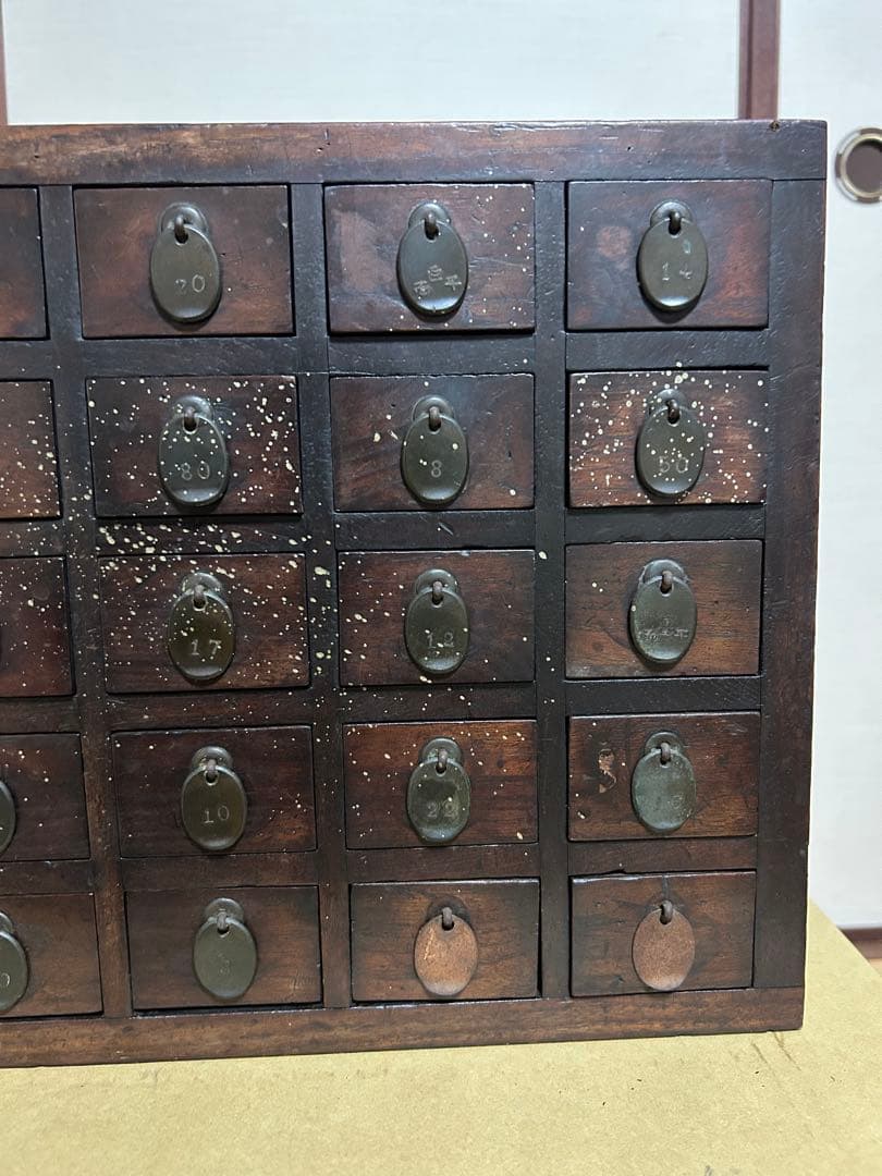 ち*み様 アンティーク 小引出し薬箪笥 昭和初期 木製小引き出し レア物