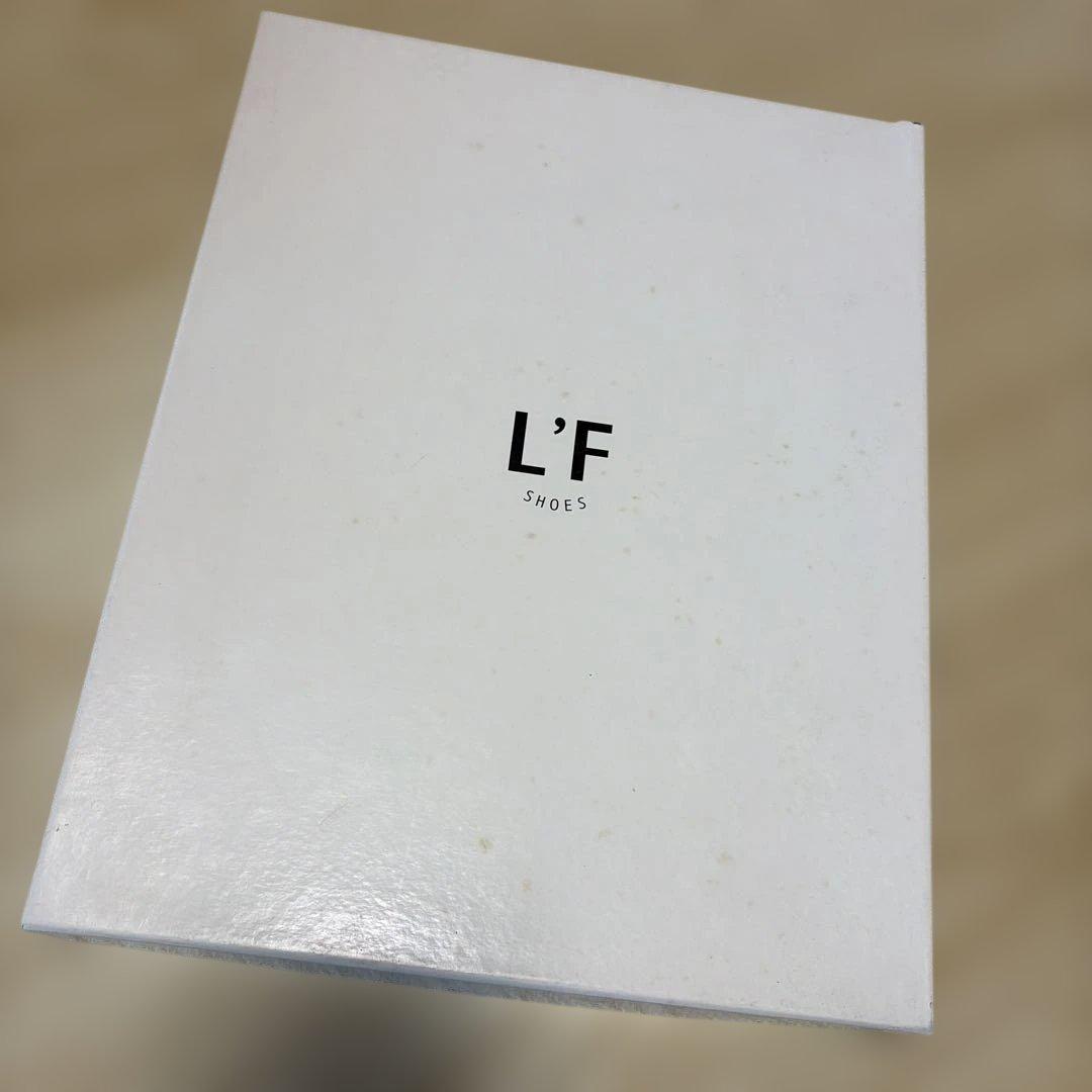 L'F 黒とベージュ 厚底レースアップシューズ