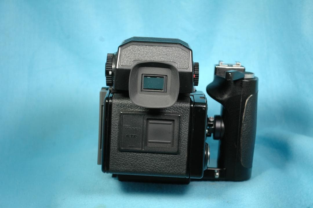 ZENZA BRONICA ETR S 《動作品》