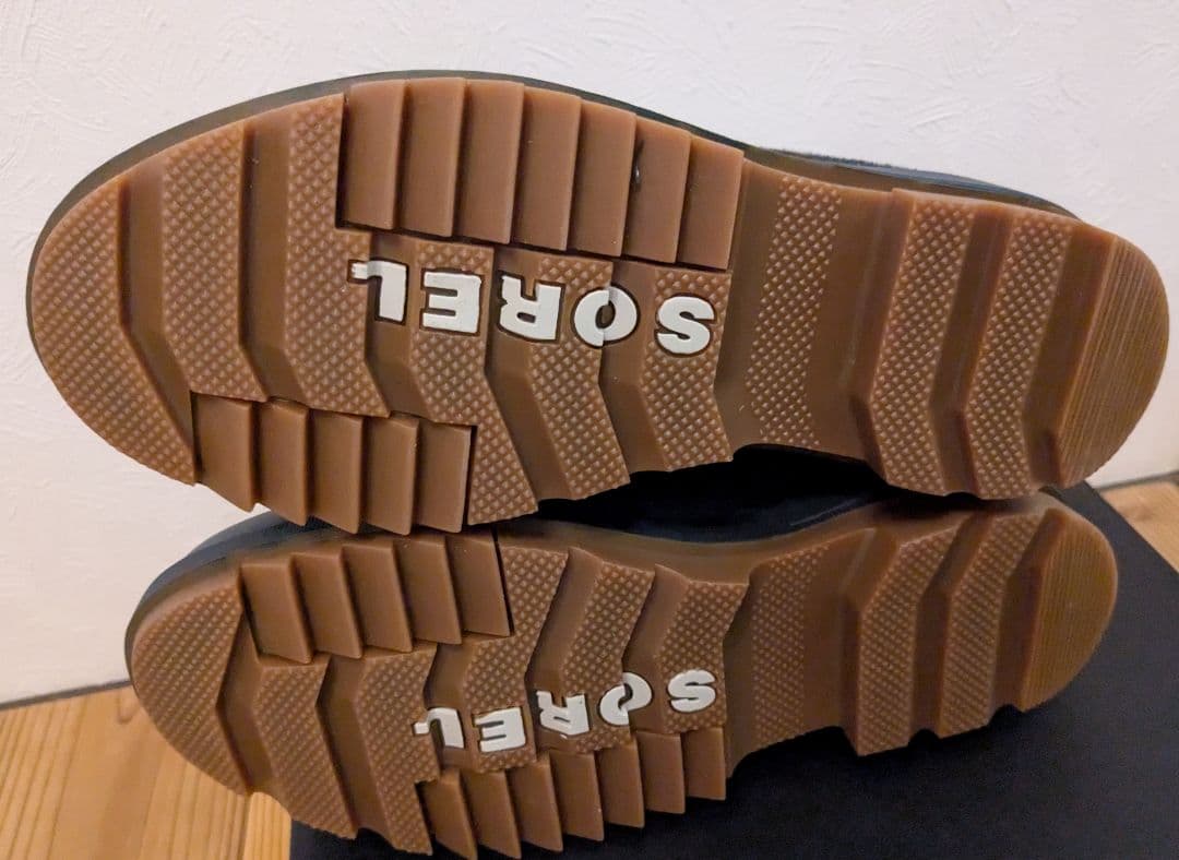 ソレル 防水 ムートンブーツ 極暖 天然皮革 防水 透湿 新品