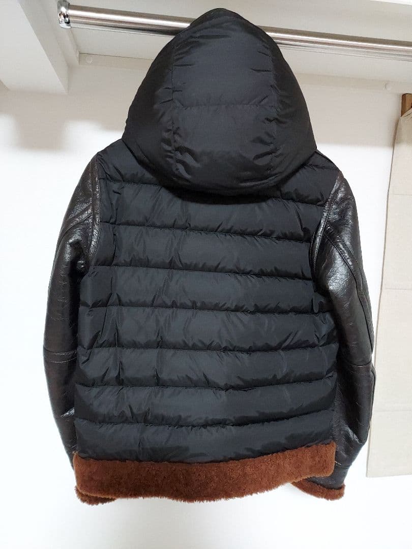 国内正規品 未使用 希少 限定 MONCLER ARMAND レザー ダウン - メルカリ