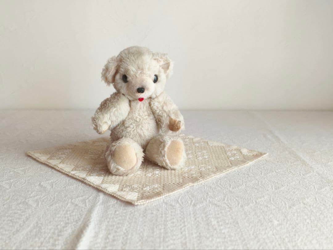 komakiさま】vintage bear ❀ ベロのでた愛くるしいクマちゃん - メルカリ