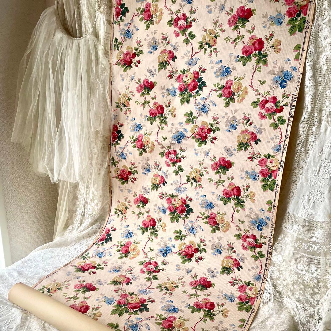 luビスケッツ　ローズ柄壁紙　ウォールペーパー　検フランスアンティーク luビスケッツ様専用 ローズ柄壁紙 ウォールペーパー 検フランス