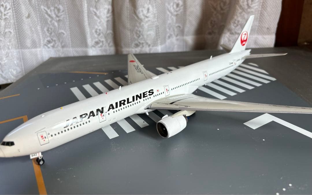 1/200 JAL B777-346完成品 - メルカリ