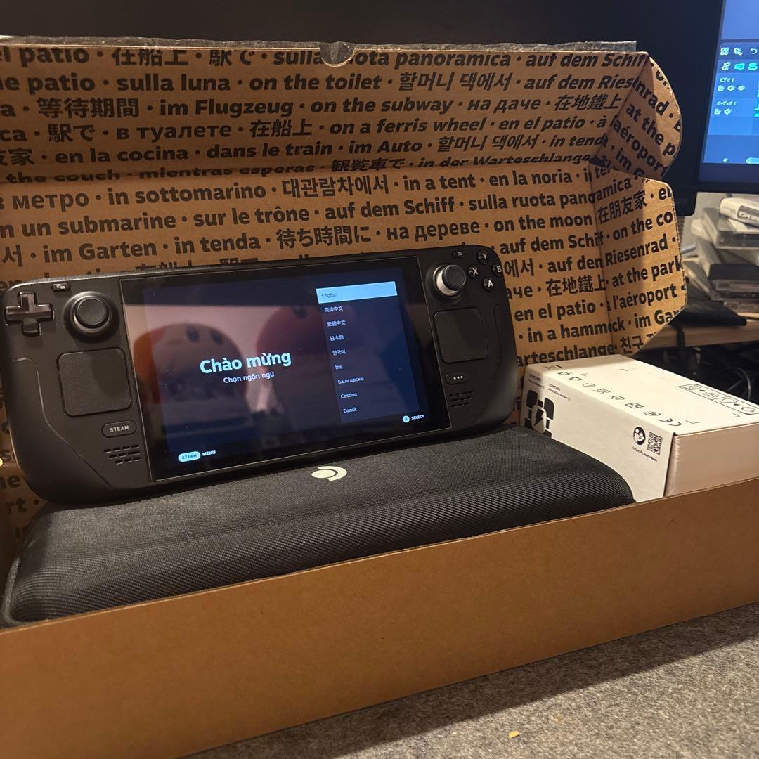 ⭐️値下げ交渉可⭐️　steam deck 256GB Amazon.com: Valve Steam Dec, USB, 256gb : Video Games