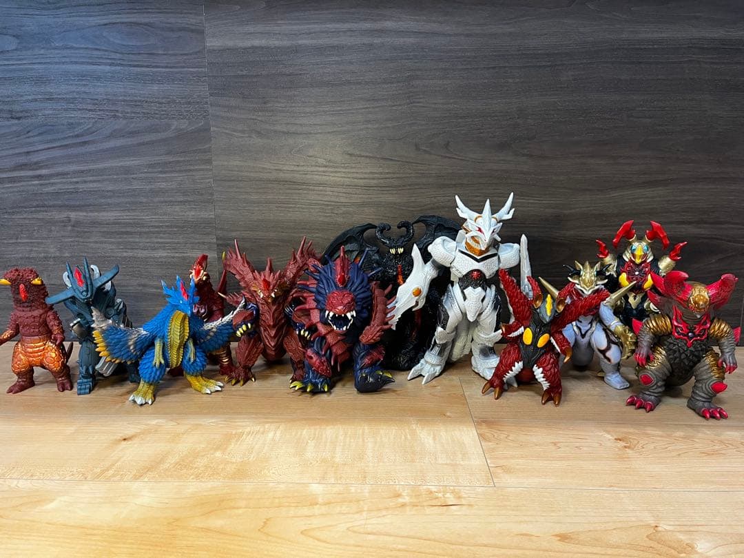 【ビッグソフビ12体セット】ウルトラマン 怪獣 まとめ売りゴモラ系ギャラクトロン ウルトラマンオーブ ウルトラ怪獣DX ギャラクトロン 限定ソフビ 光ノ